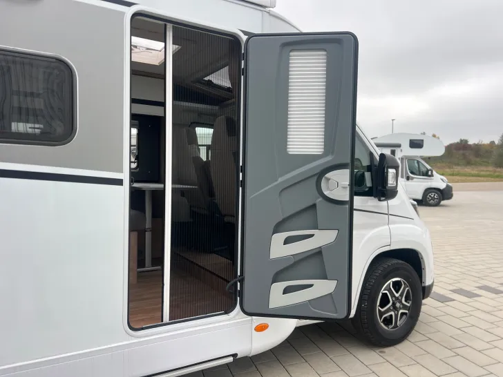 Fahrzeugbild Dethleffs GLOBEBUS CAMP T T4 #18
