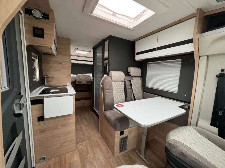 Fahrzeugbild Dethleffs GLOBEBUS CAMP T T4 #44