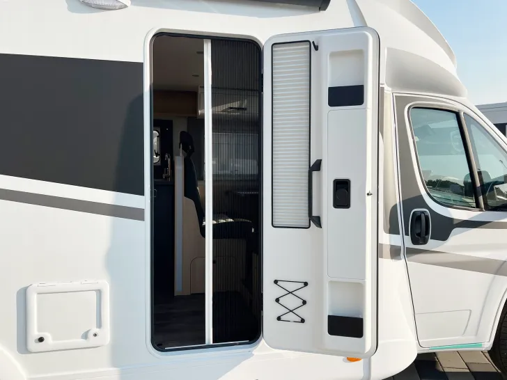 Fahrzeugbild Sunlight FIAT ADVENTURE ED. T 66 S #18
