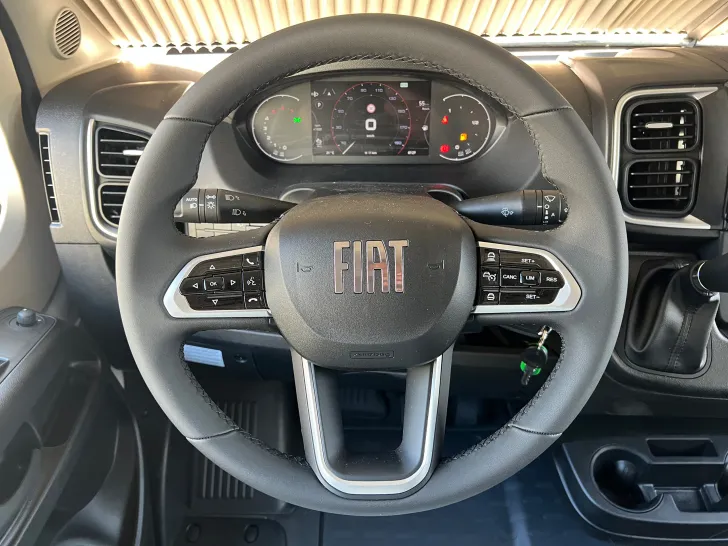 Fahrzeugbild Sunlight FIAT ADVENTURE ED. T 66 S #24