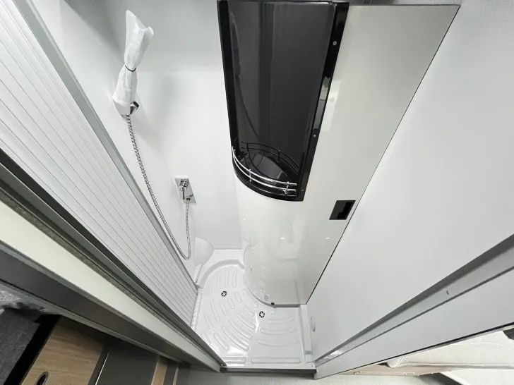 Fahrzeugbild Pössl H-Line Summit Shine 600 L Elegance #48
