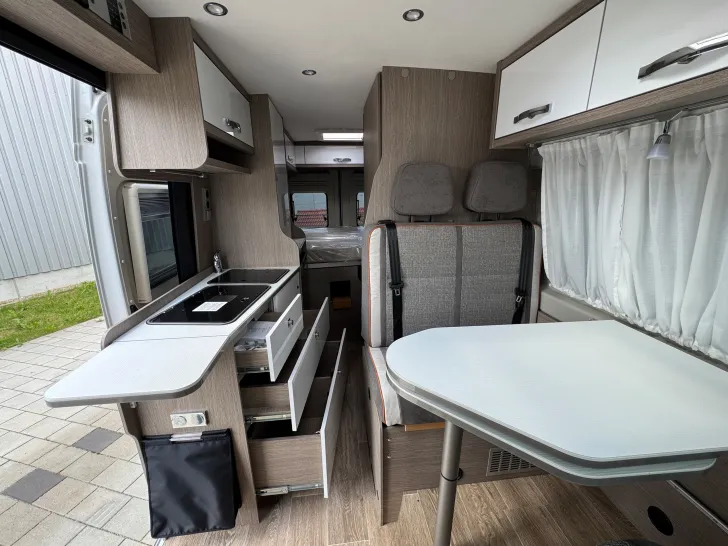 Fahrzeugbild Pössl D-Line 2Win Plus #36