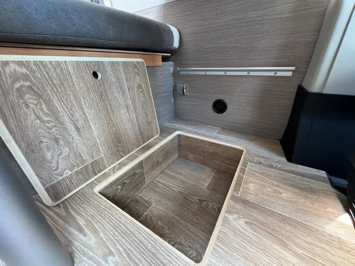 Fahrzeugbild Pössl D-Line 2Win Plus #45