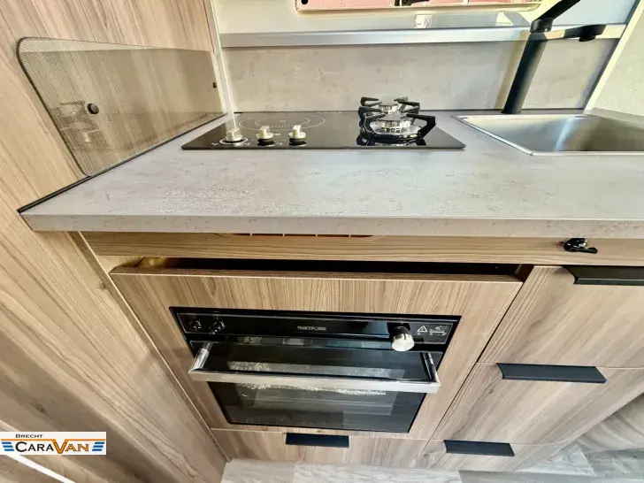 Fahrzeugbild Kabe Royal  560 GLE B2 #10