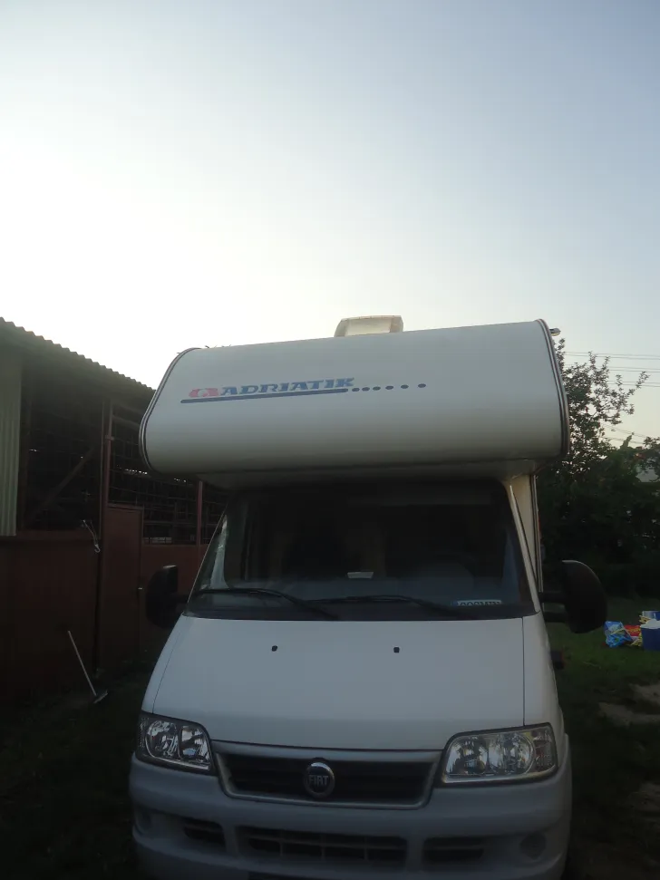 Fahrzeugbild Adria Serie 70 572 DK #1