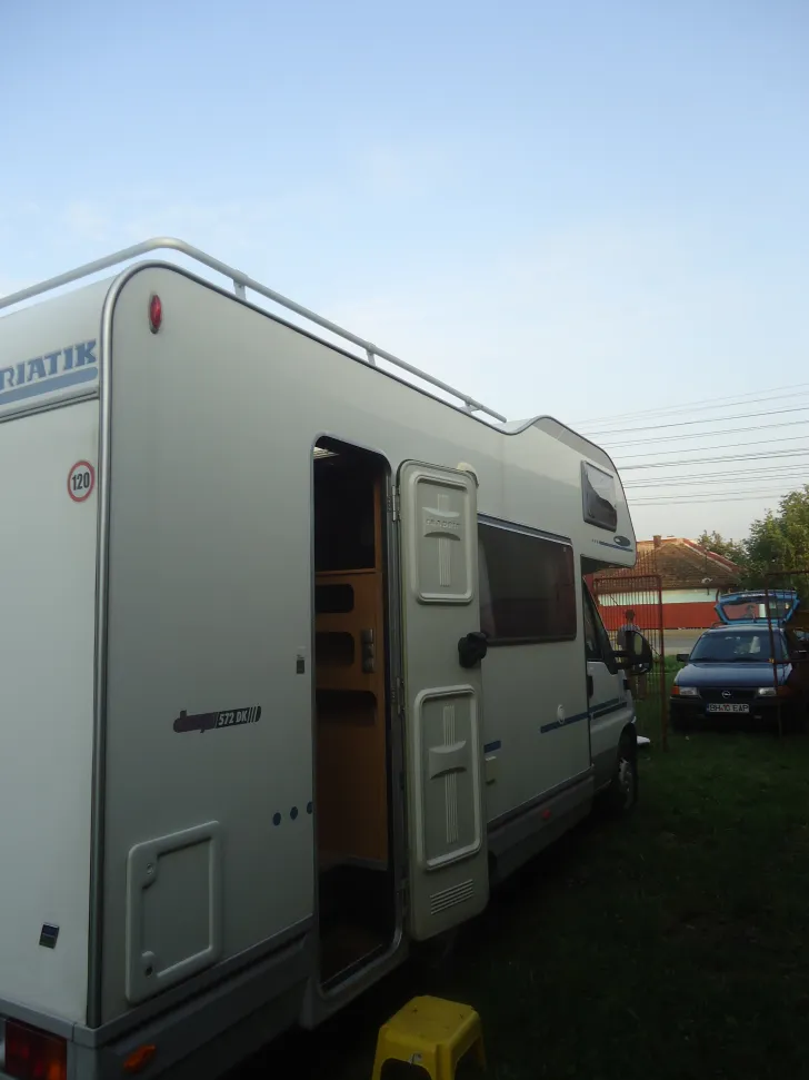 Fahrzeugbild Adria Serie 70 572 DK #4