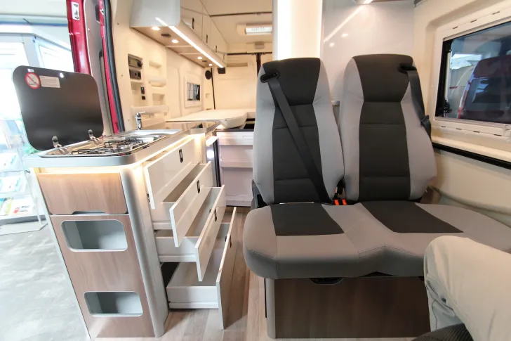 Fahrzeugbild Westfalia Columbus 641 E #5