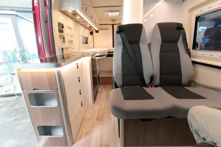 Fahrzeugbild Westfalia Columbus 641 E #6