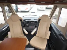 Fahrzeugbild Knaus S-Liner 650 LF #9
