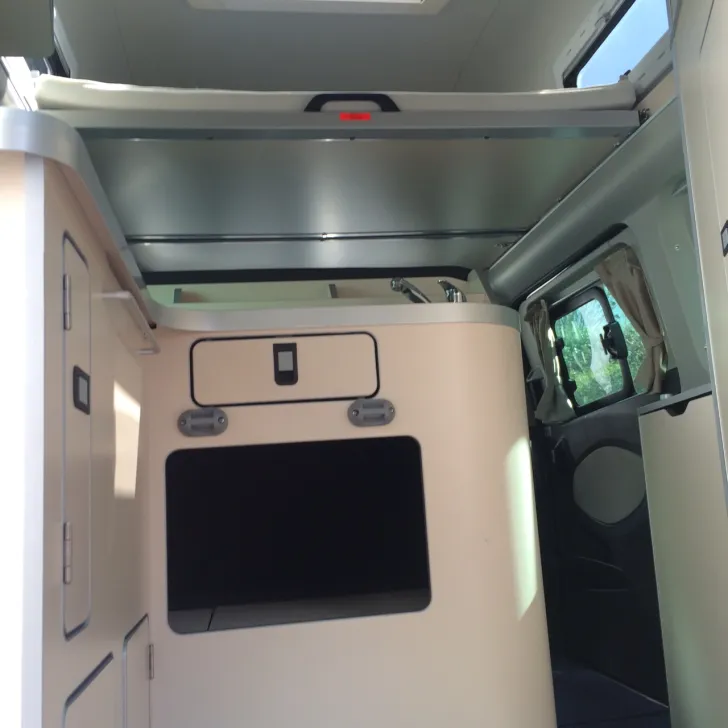 Fahrzeugbild Ford Transit Custom Nugget Hochdach #2
