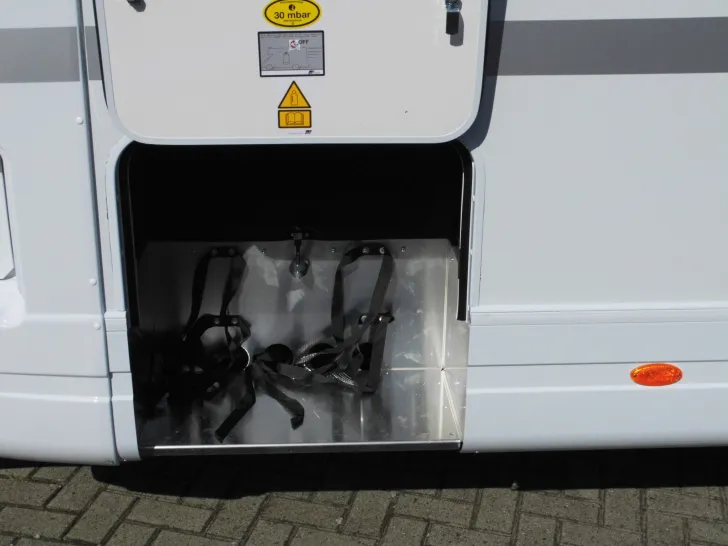 Fahrzeugbild Bürstner Lyseo A 700 #12