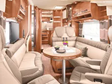 360° Innenansicht Carthago chic s-plus I 55 XL Klima, Hubstützen, AHK, Sat