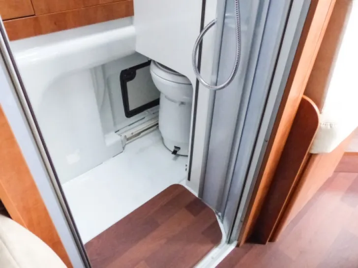 Fahrzeugbild Malibu Van Compact 540 DB #10