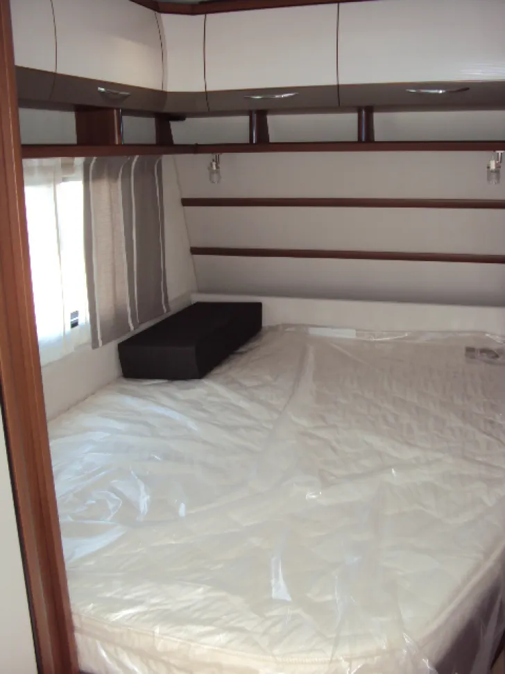 Fahrzeugbild LMC Vivo 470 D #10