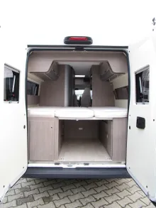 Fahrzeugbild Challenger Van V114 #4