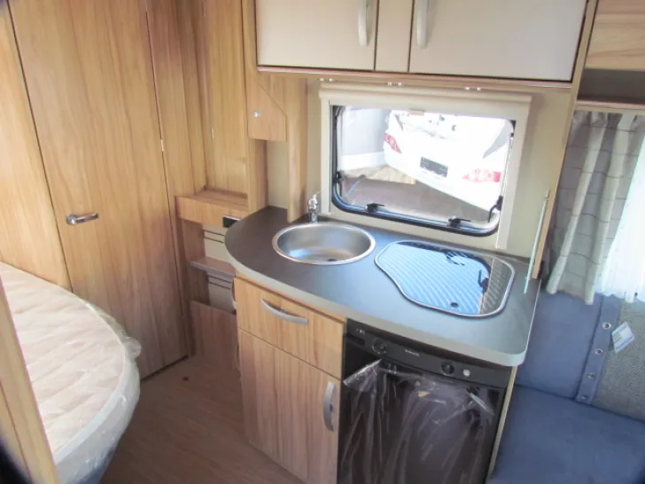 Fahrzeugbild Hymer Eriba Nova Light 465 #6