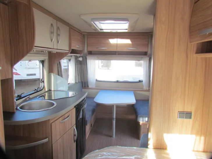 Fahrzeugbild Hymer Eriba Nova Light 465 #9
