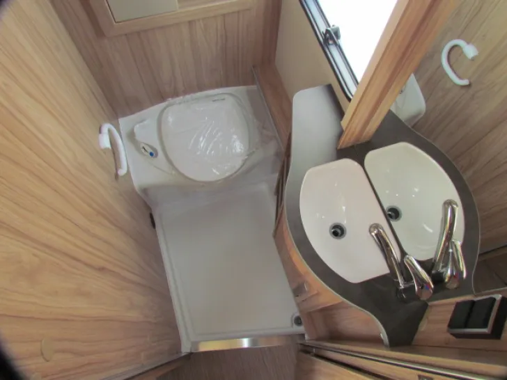 Fahrzeugbild Hymer Eriba Nova Light 465 #10