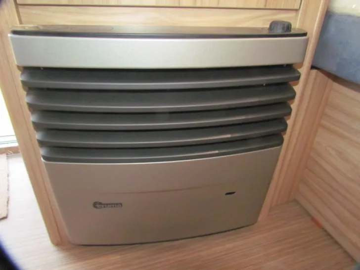 Fahrzeugbild Hymer Eriba Nova Light 465 #11