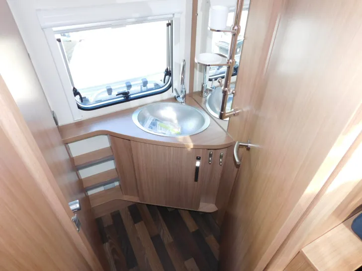 Fahrzeugbild Knaus Sky Traveller 500 D #8