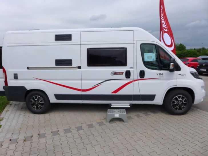 Fahrzeugbild Challenger Van V114 Start Edition #1