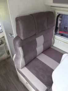 Fahrzeugbild Challenger Van V114 Start Edition #2