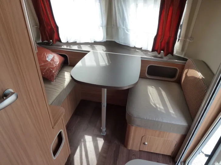 Fahrzeugbild Hymer Eriba Touring Triton 430 Silver Edition #4