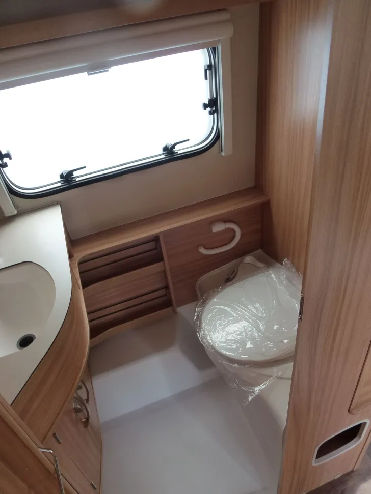 Fahrzeugbild Hymer Eriba Touring Triton 430 Silver Edition #6