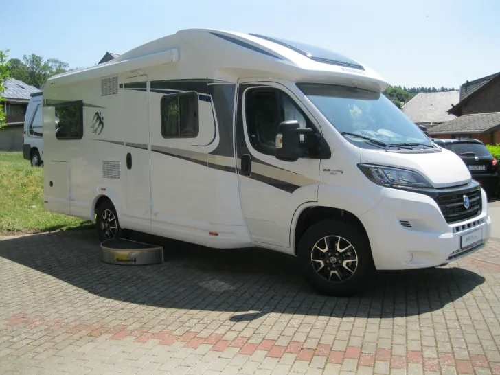 Fahrzeugbild Knaus Sky Wave 650 MF #5
