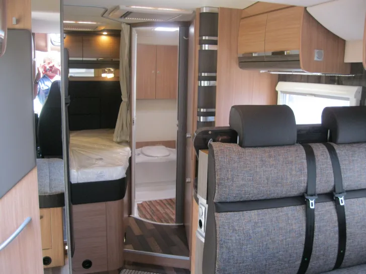 Fahrzeugbild Knaus Sky Wave 650 MF #9