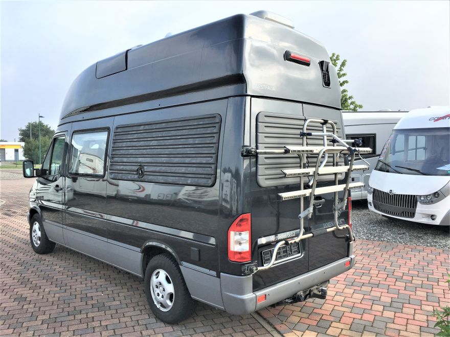 Westfalia James Cook 316 als Campervan in Wietzendorf bei caraworld.de