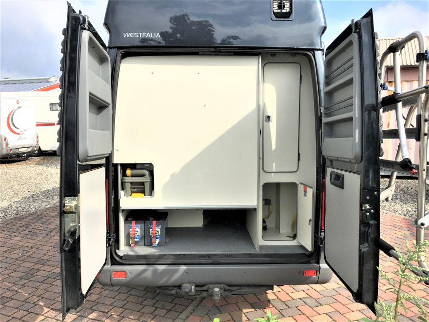Westfalia James Cook 316 als Campervan in Wietzendorf bei caraworld.de