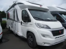 Fahrzeugbild Bürstner Lyseo T 744 #3