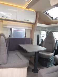 Fahrzeugbild Bürstner Lyseo T 744 #5
