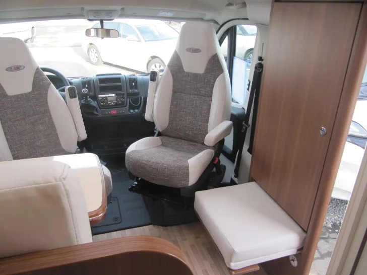 Fahrzeugbild LMC Cruiser T 673 G Passion Comfortline #15