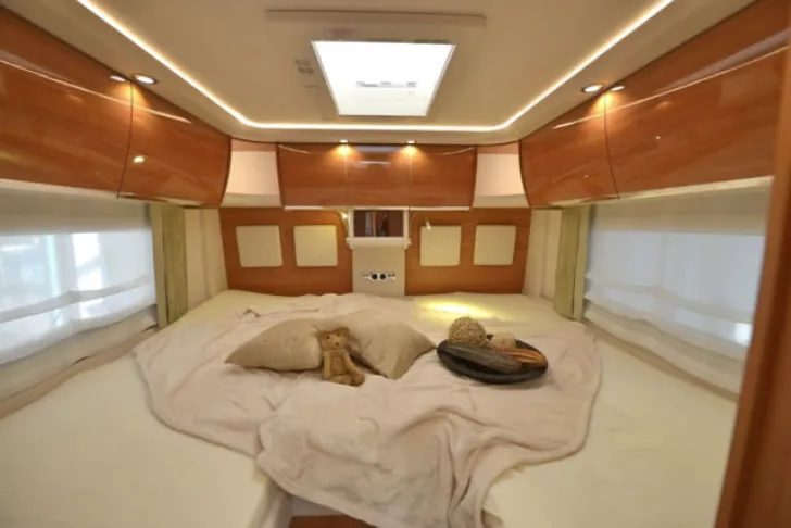 Fahrzeugbild Concorde Charisma 850 L #2