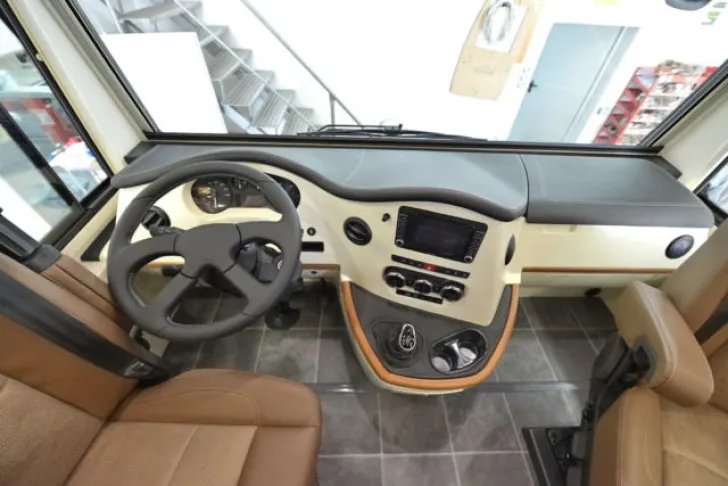 Fahrzeugbild Concorde Charisma 850 L #15