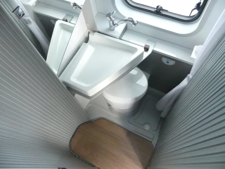 Fahrzeugbild Adria Twin 600 SPT Family #11