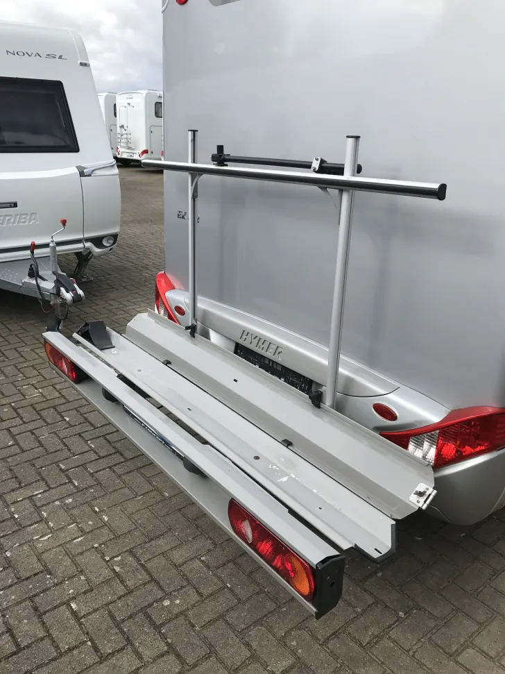 Fahrzeugbild Hymer Exsis-i 562 Silver Line #6