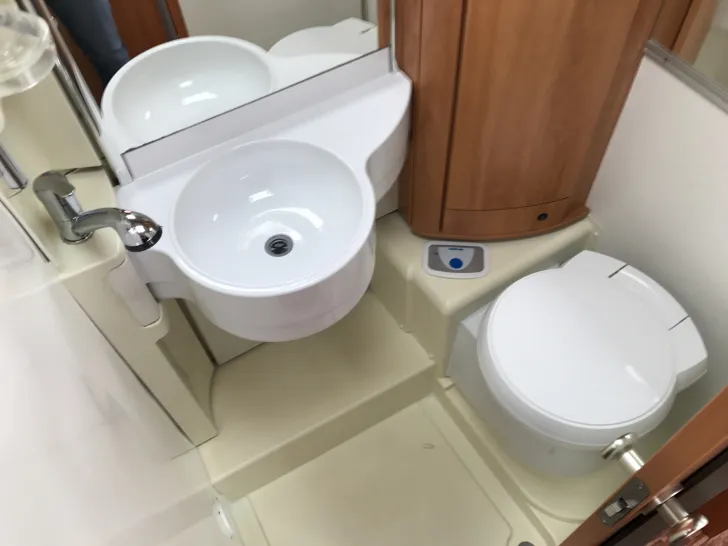 Fahrzeugbild Hymer Exsis-i 562 Silver Line #15