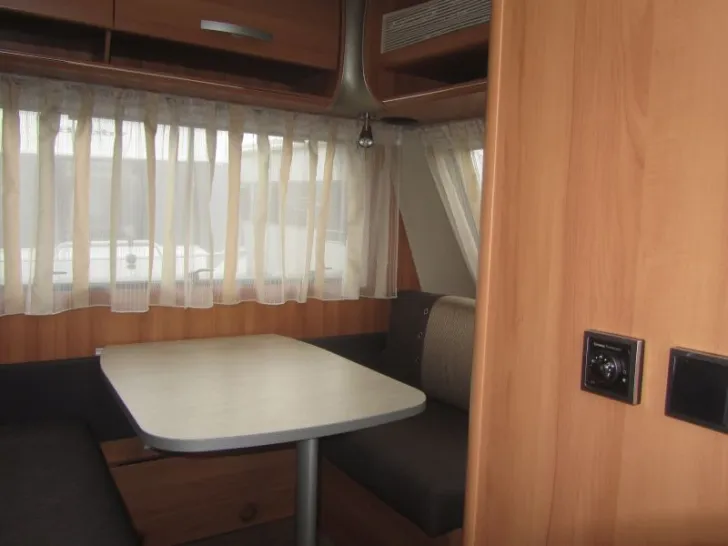 Fahrzeugbild Hymer Eriba Nova Light 450 #4