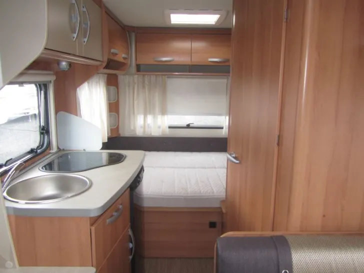 Fahrzeugbild Hymer Eriba Nova Light 450 #6