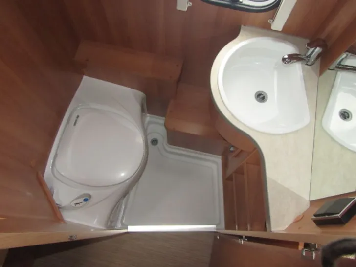Fahrzeugbild Hymer Eriba Nova Light 450 #11