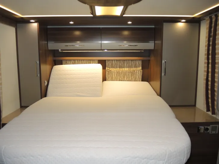 Fahrzeugbild Bürstner Elegance I 800 G #5
