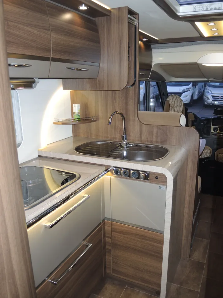 Fahrzeugbild Bürstner Elegance I 800 G #7