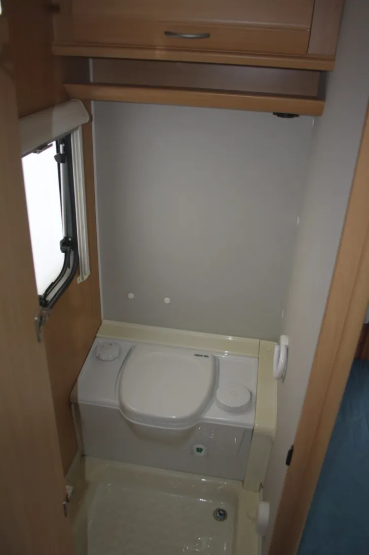 Fahrzeugbild Dethleffs Camper 510 DB #10