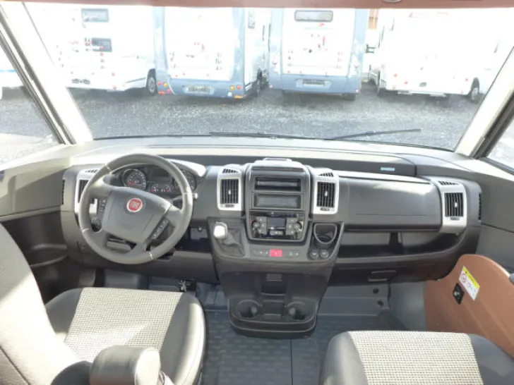Fahrzeugbild LMC Explorer I 655 G Sport-Line #14