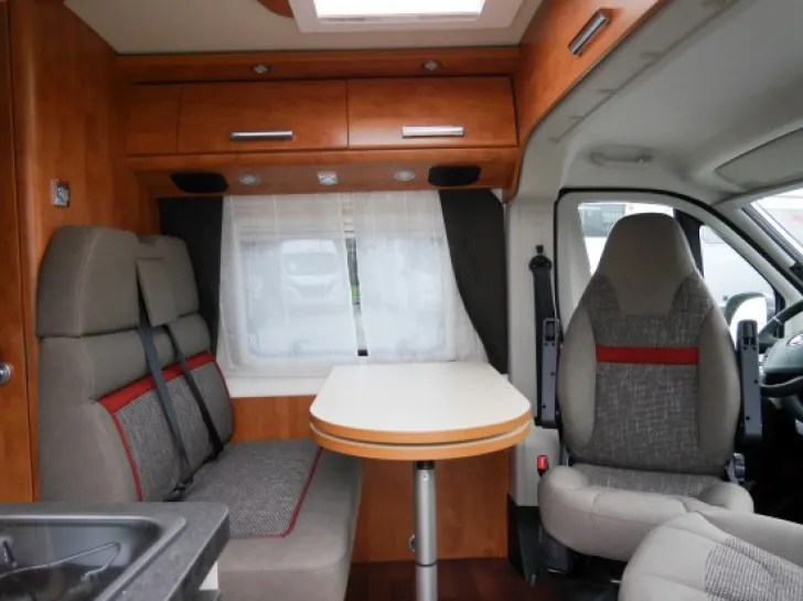 Fahrzeugbild Malibu Van Comfort 640 LE #6