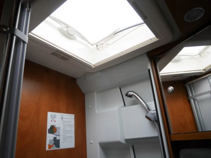 Fahrzeugbild Malibu Van Comfort 640 LE #12