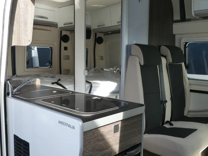 Fahrzeugbild Westfalia Columbus 540 D #7